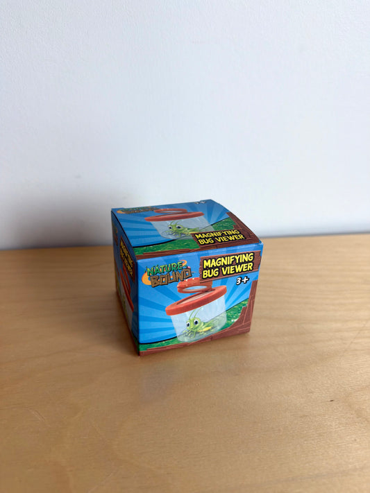 Magnifying Bug Viewer (in Box)
