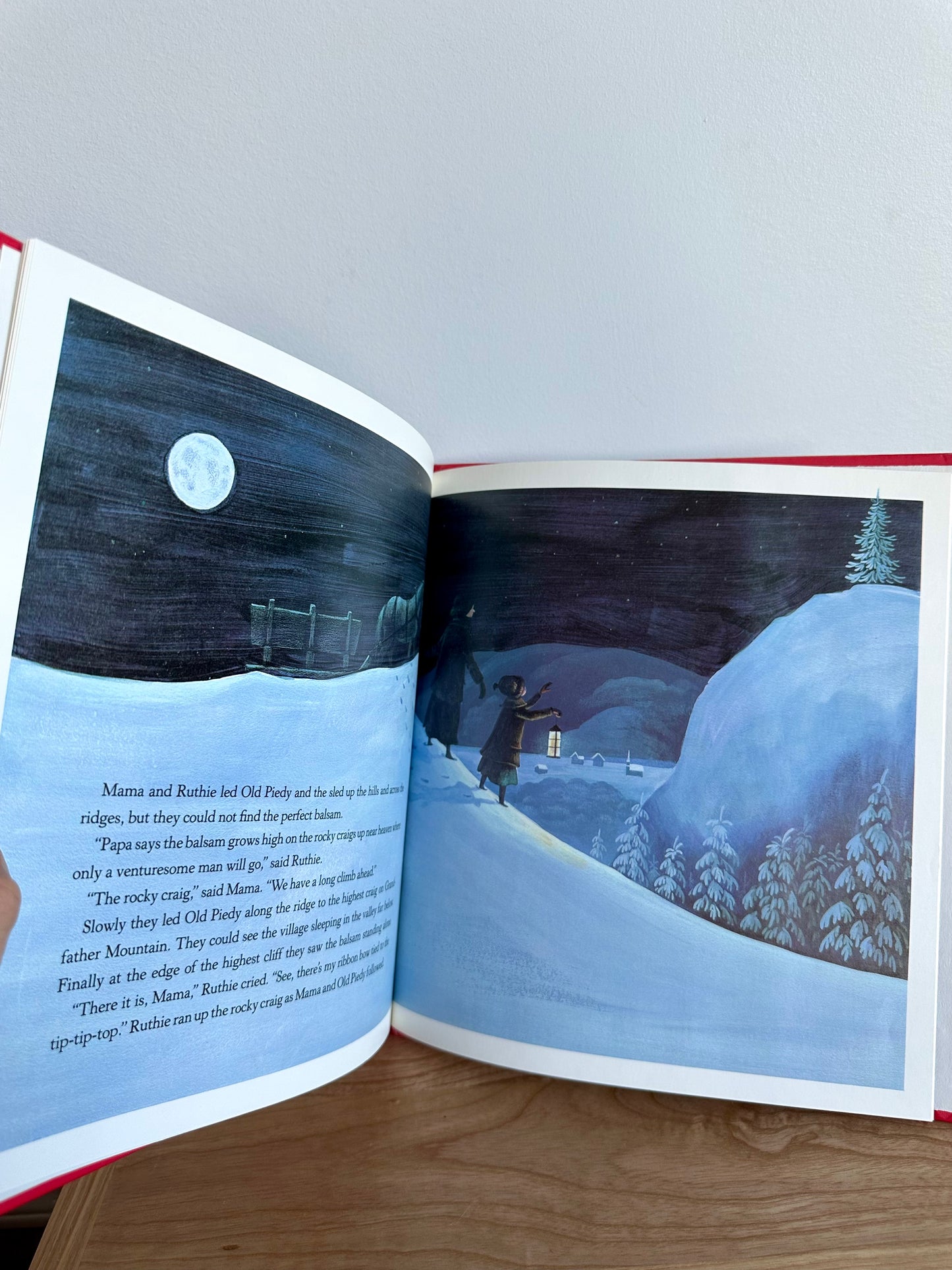 The Year Of The Perfect Christmas Tree Book / 5-9 years (No Shipping)