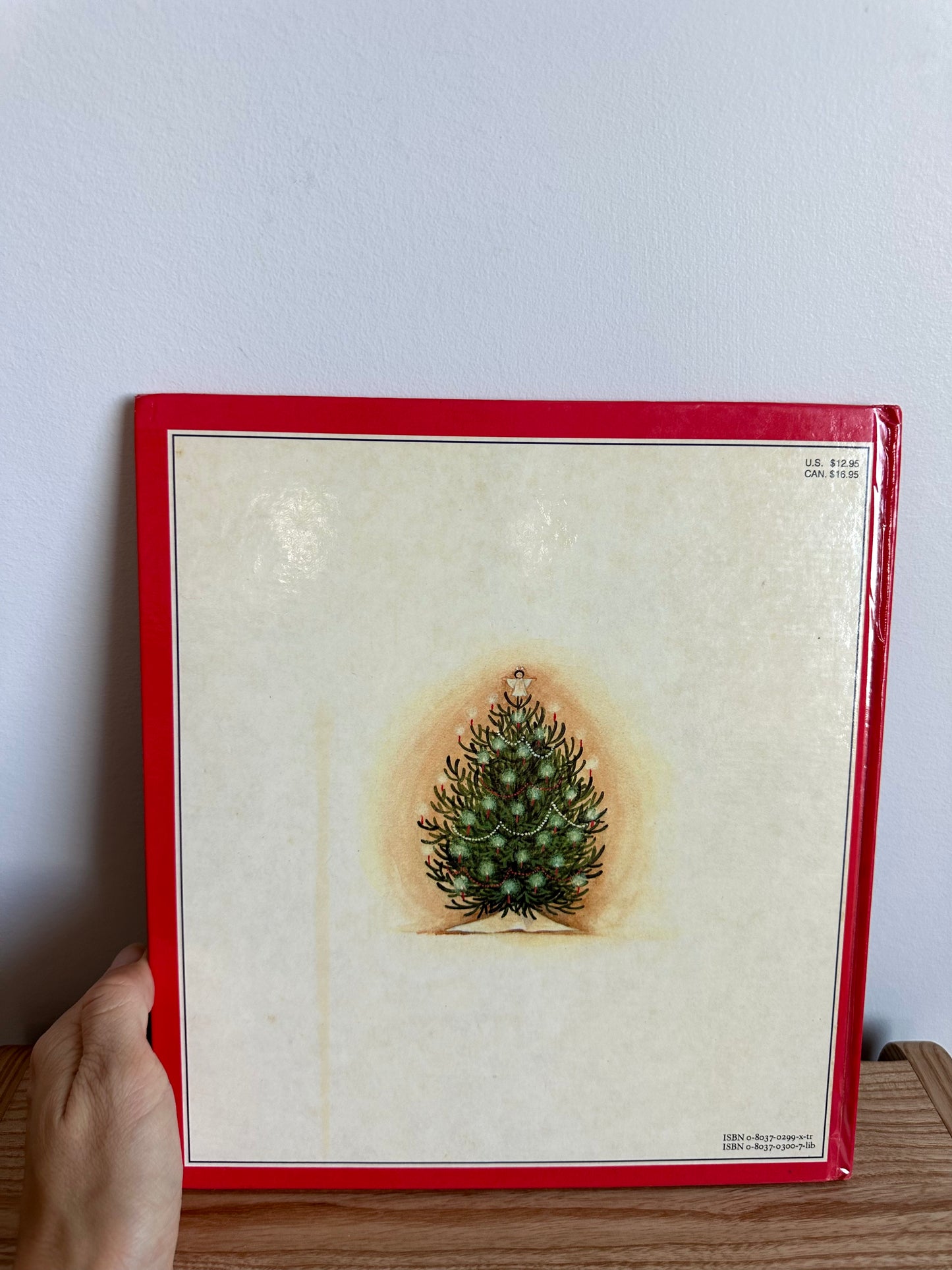 The Year Of The Perfect Christmas Tree Book / 5-9 years (No Shipping)