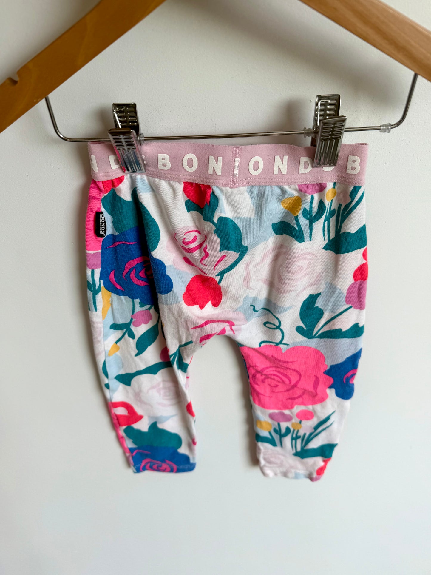 Bonds Bright Floral Pants / 12-18m