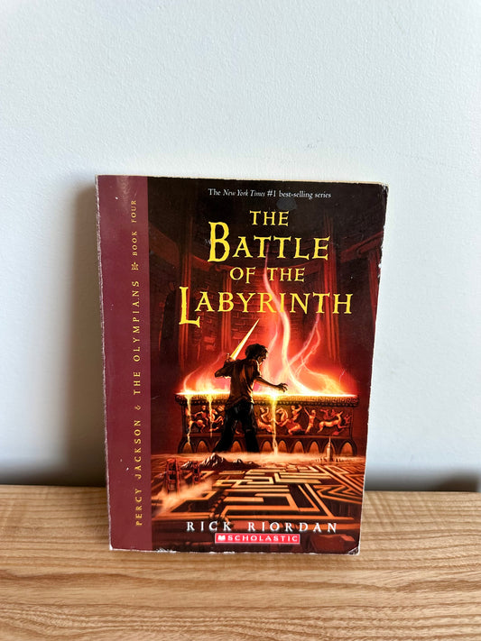 The Battle of the Labyrinth Book #4 / 9-12 years