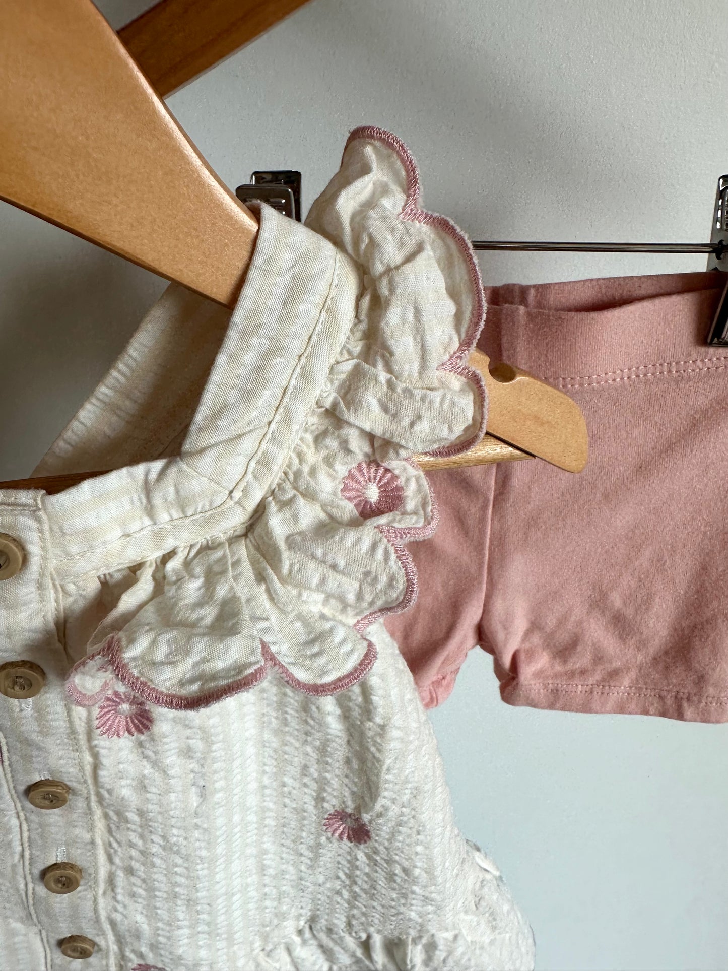 White Embroidered Tunic + Biker Shorts Set / 12m