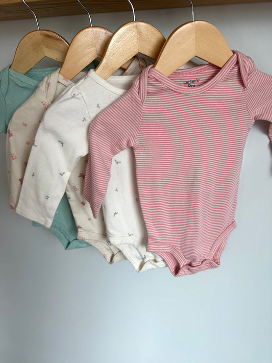 Set of 4 Long Sleeve Bodysuits / 9m
