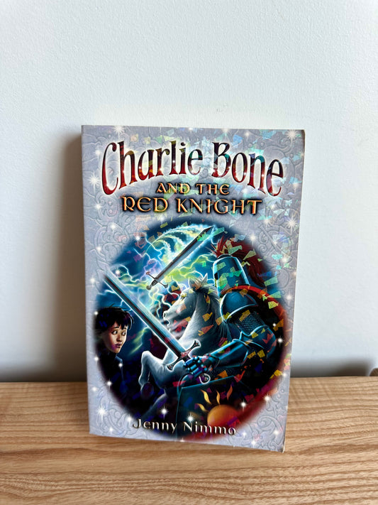 Charlie Bone and The Red Knight Book / 9-12 years
