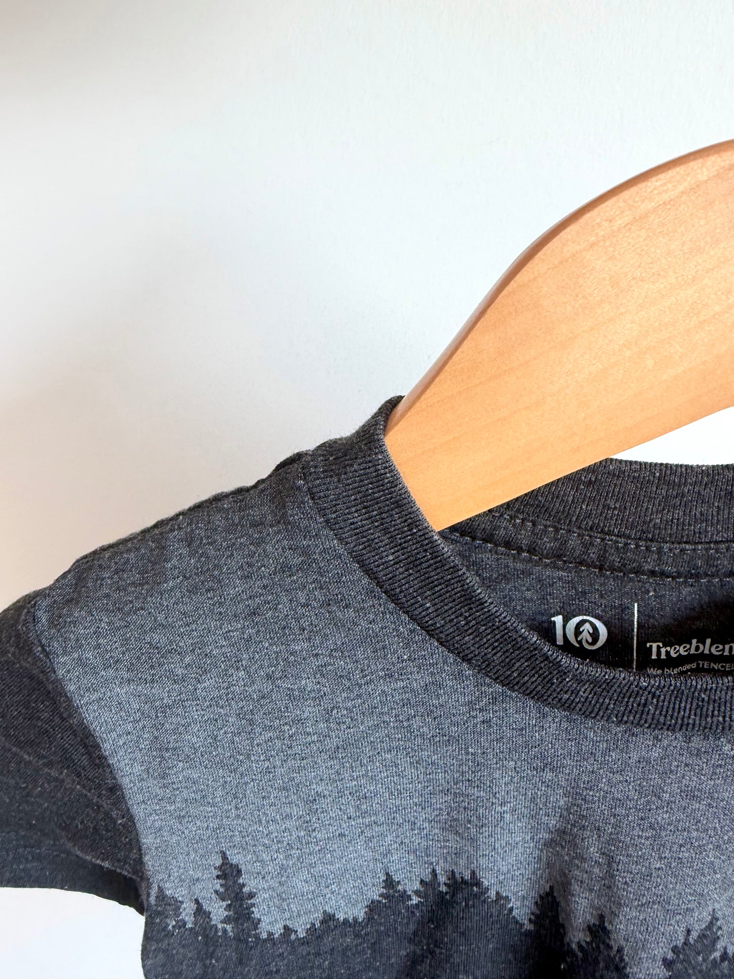 Ten Tree Graphic T-shirt / 18-24m