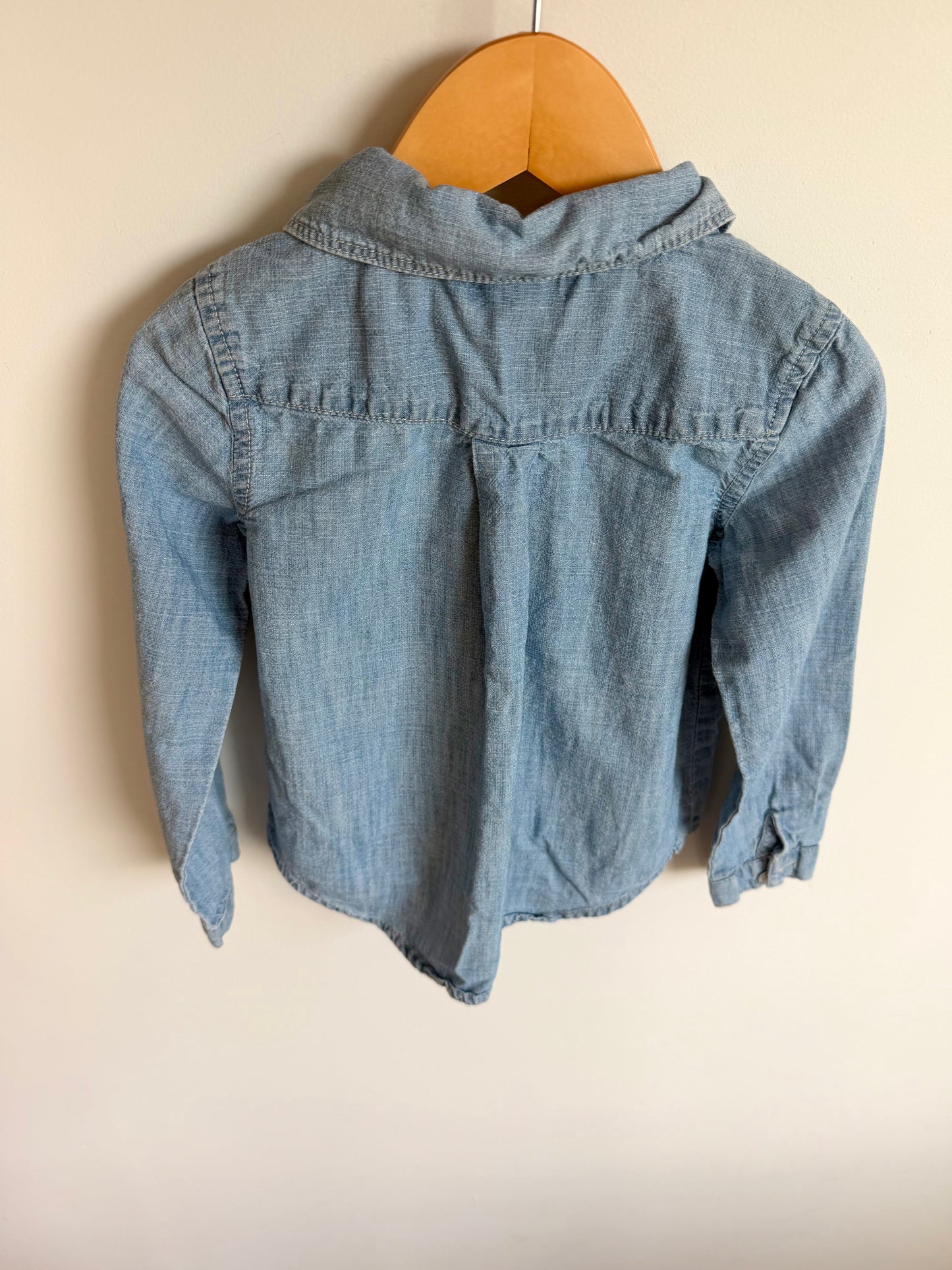 Chambray Long Sleeve Button Up / 4-5T