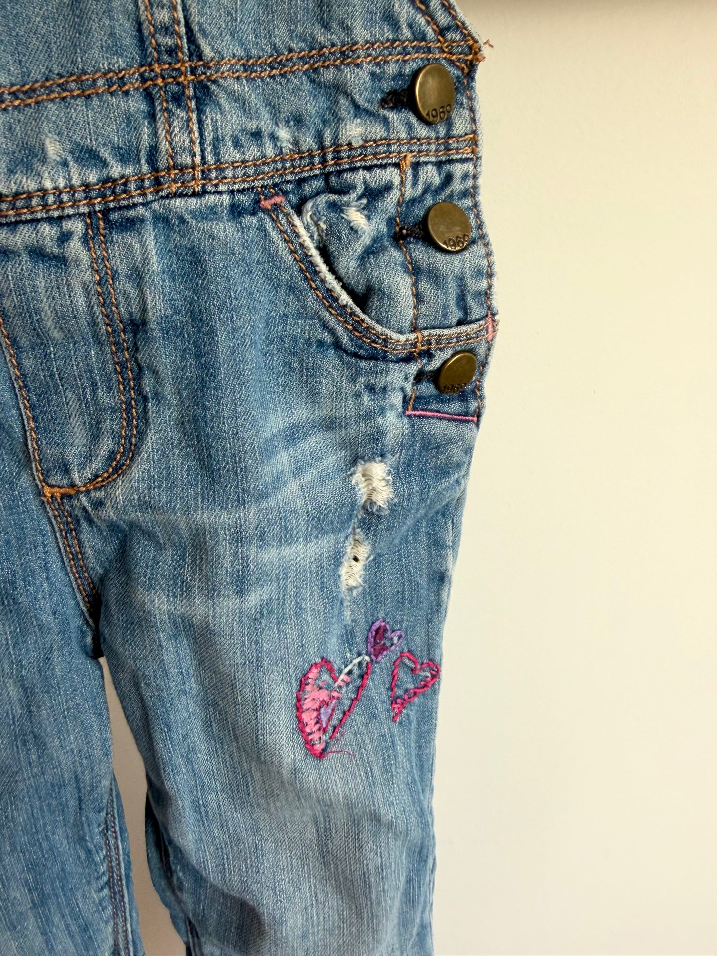 Gap Denim Embroidered Overalls / 4T