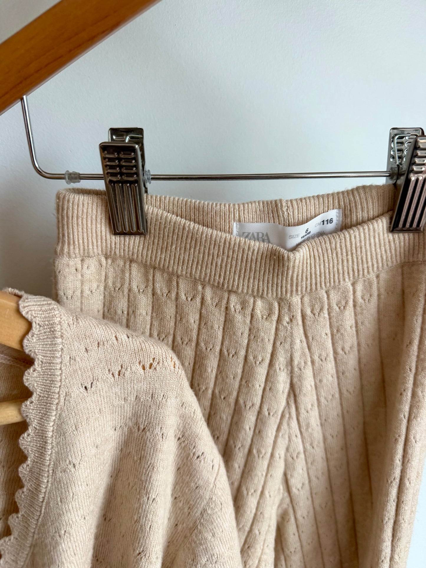 Zara Oat Eyelet Top + Wide Leg Pants Set / 6 years