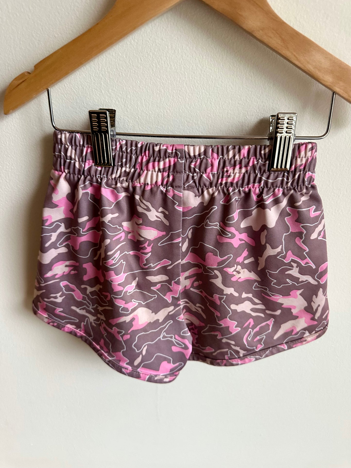 Puma Purple Pattern Exercise Shorts / 6 years