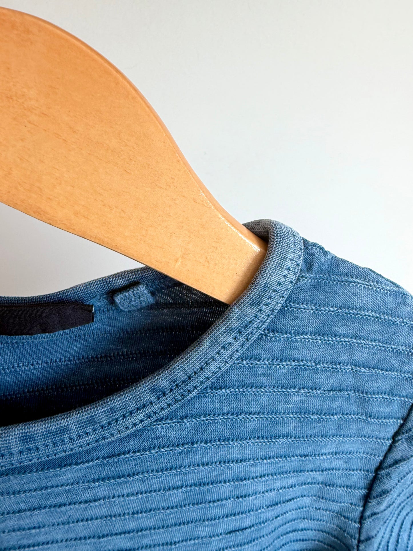 100% Cotton Blue Striped T-shirt / 3T