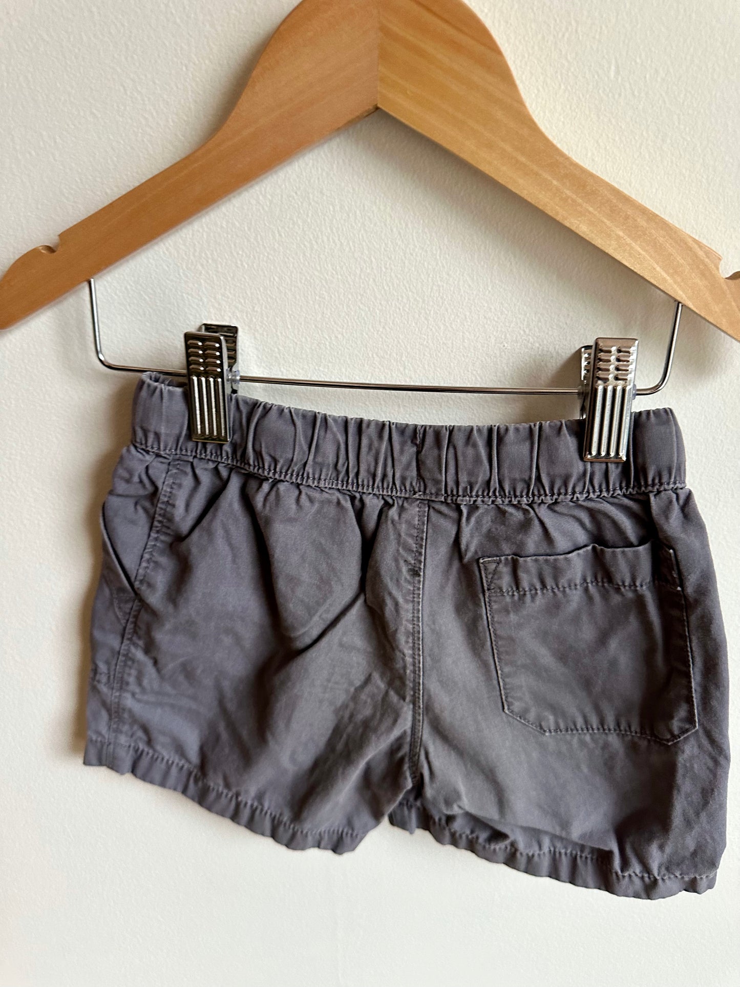 Charcoal Shorts with Pockets / 18m