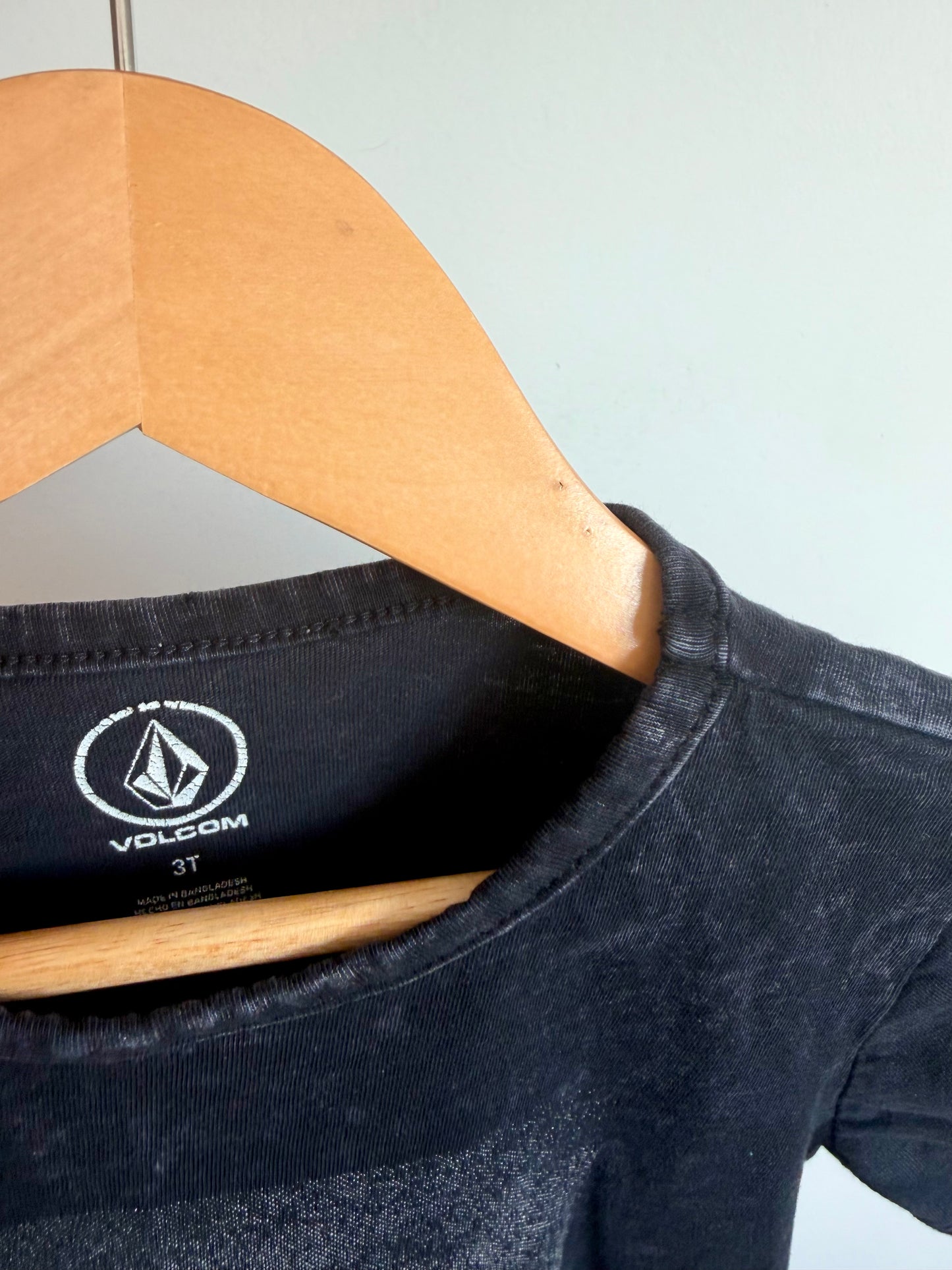 Volcom Black Palm T-shirt / 2-3T