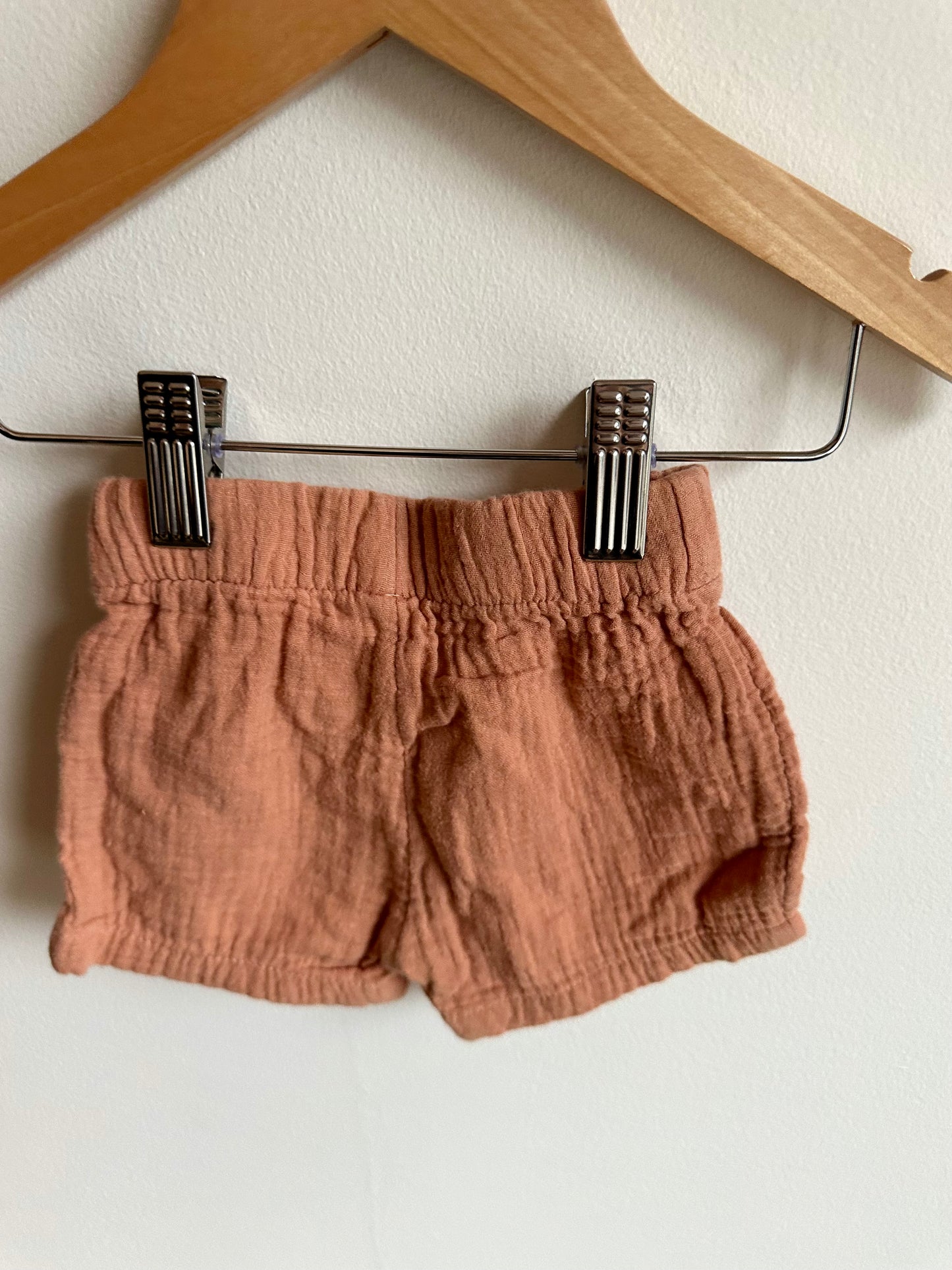 Brown Muslin Shorts / 0-3m