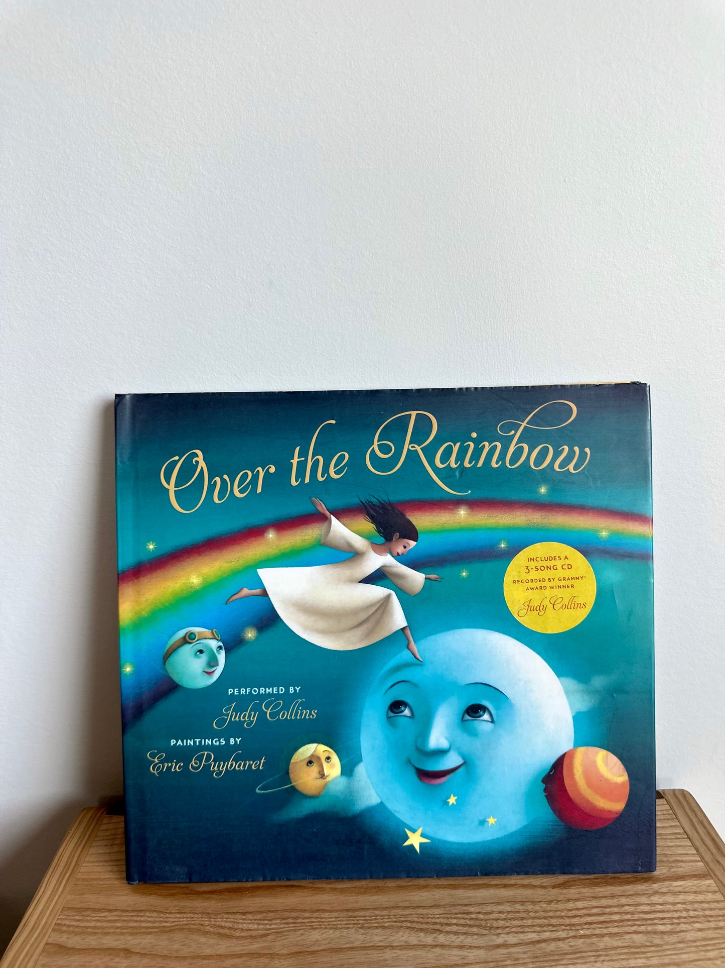 Over The Rainbow DVD + Book / 5-9 years (No Shipping)