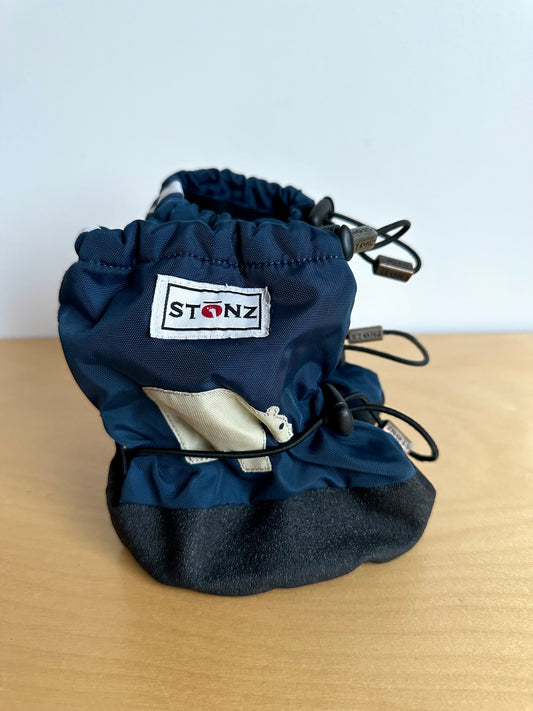 Stonz Polar Bear Boots / 6-18m