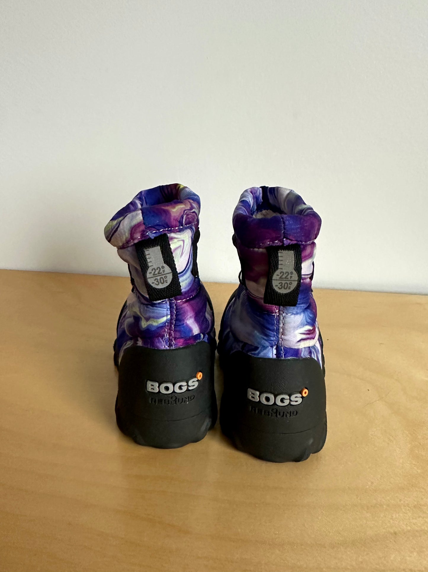 Bogs Purple Swirl Winter Boots / Size 4 Toddler