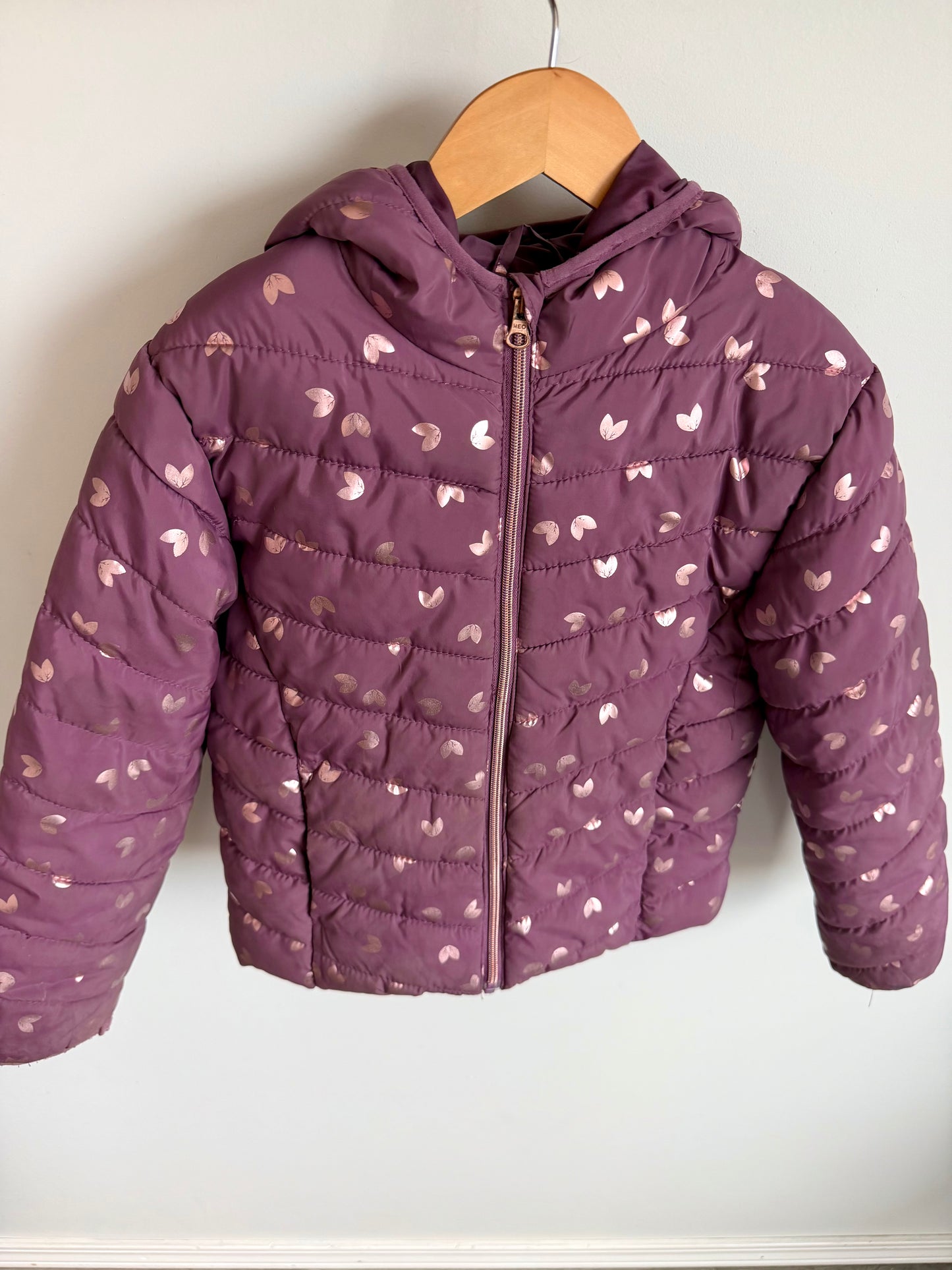 Purple Hooded Puffer Jacket (PLAY) / 6 years