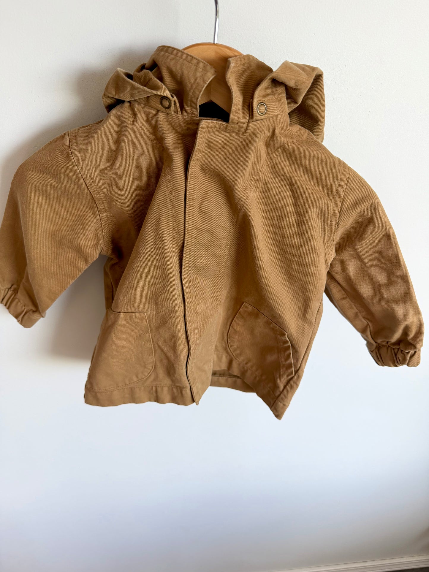 Simple Folk Tank Coat with Removable Hood / 12-18m