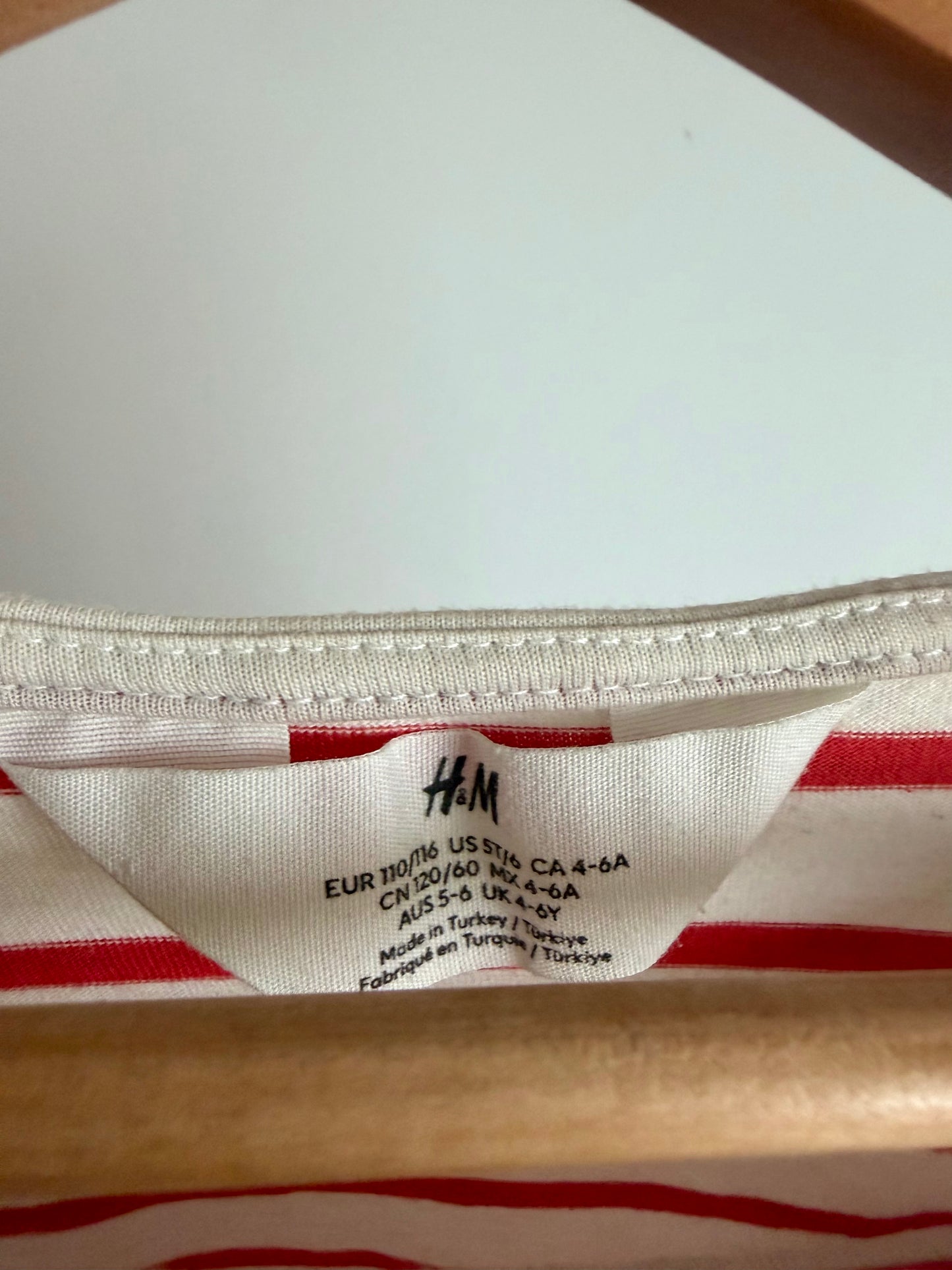 H&M Red Striped Long-sleeve / 4-6 years