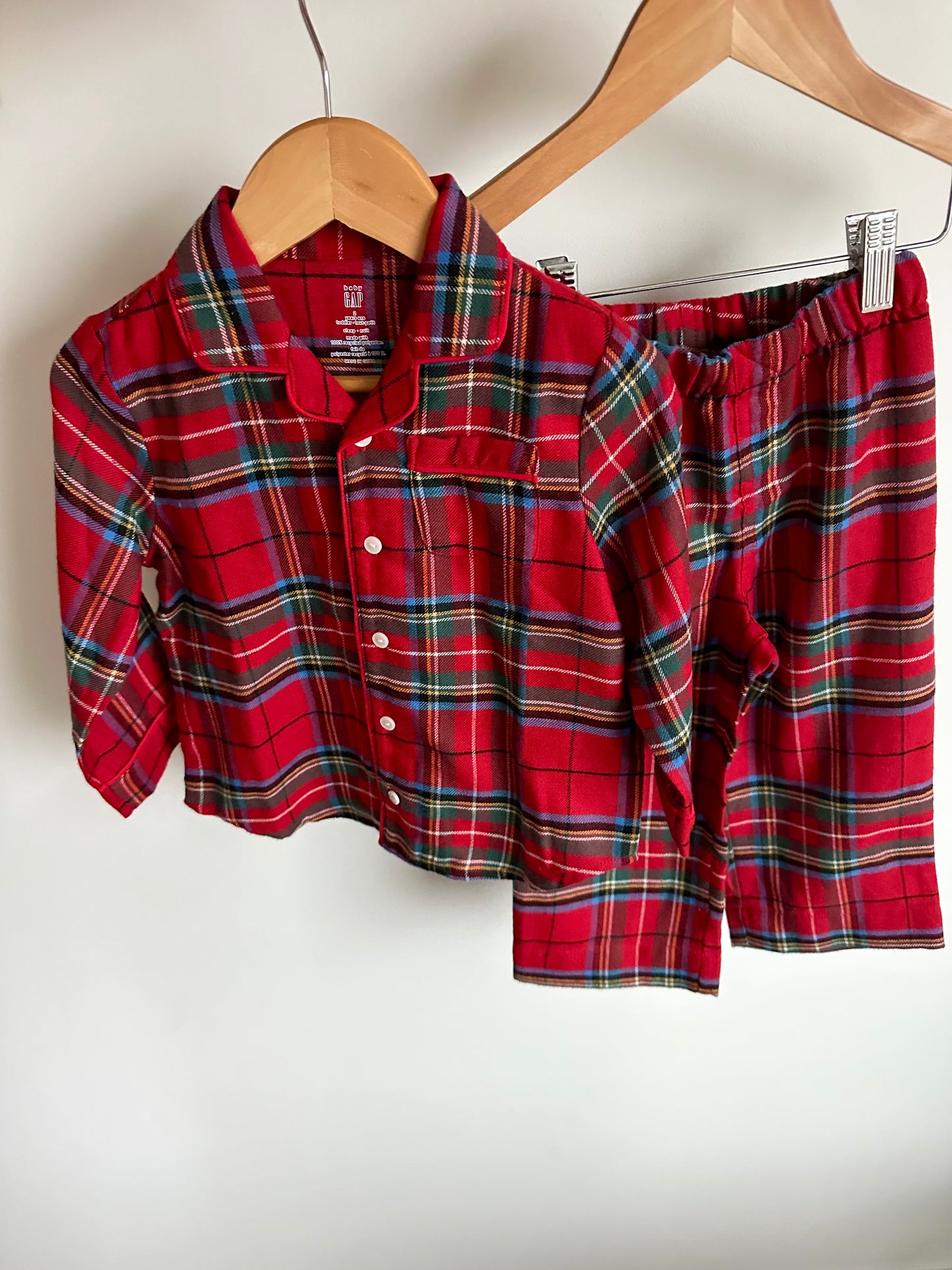 Gap Flannel PJ Set (With Tags) / 2T
