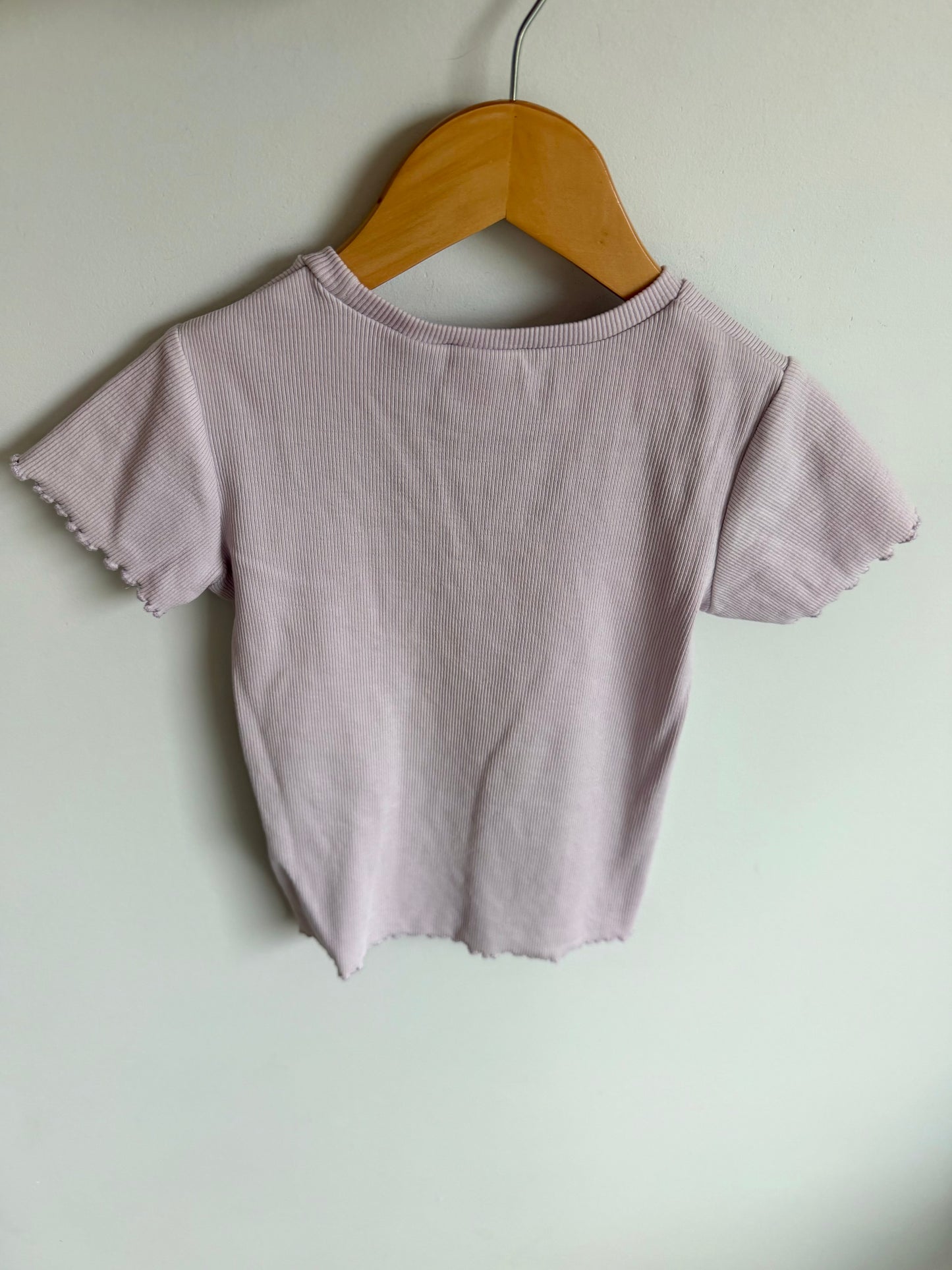 Zara Ribbed Tulip Embroidered T-shirt (PLAY) / 5 years
