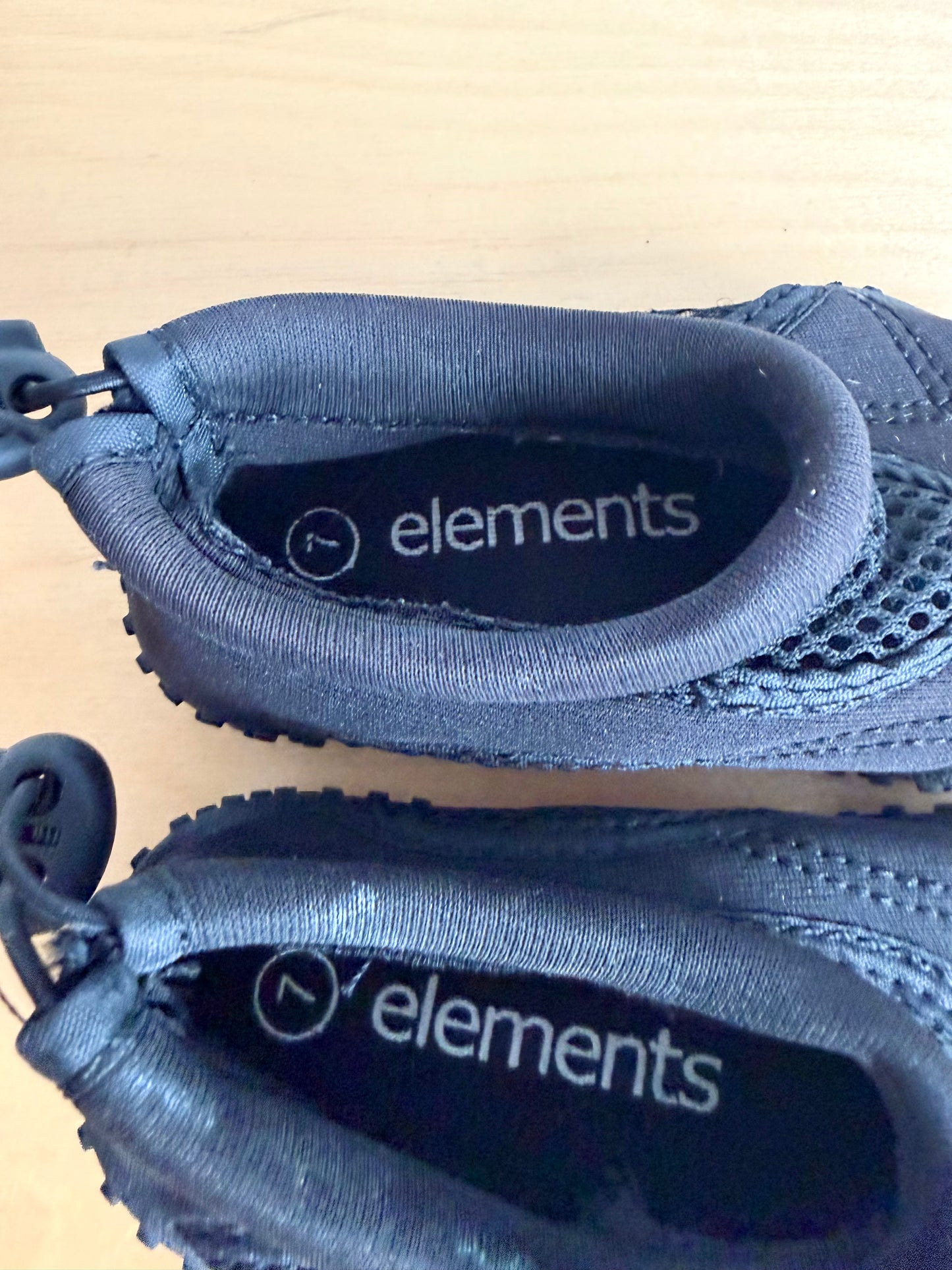 Black Water Shoes / Size 7 Toddler