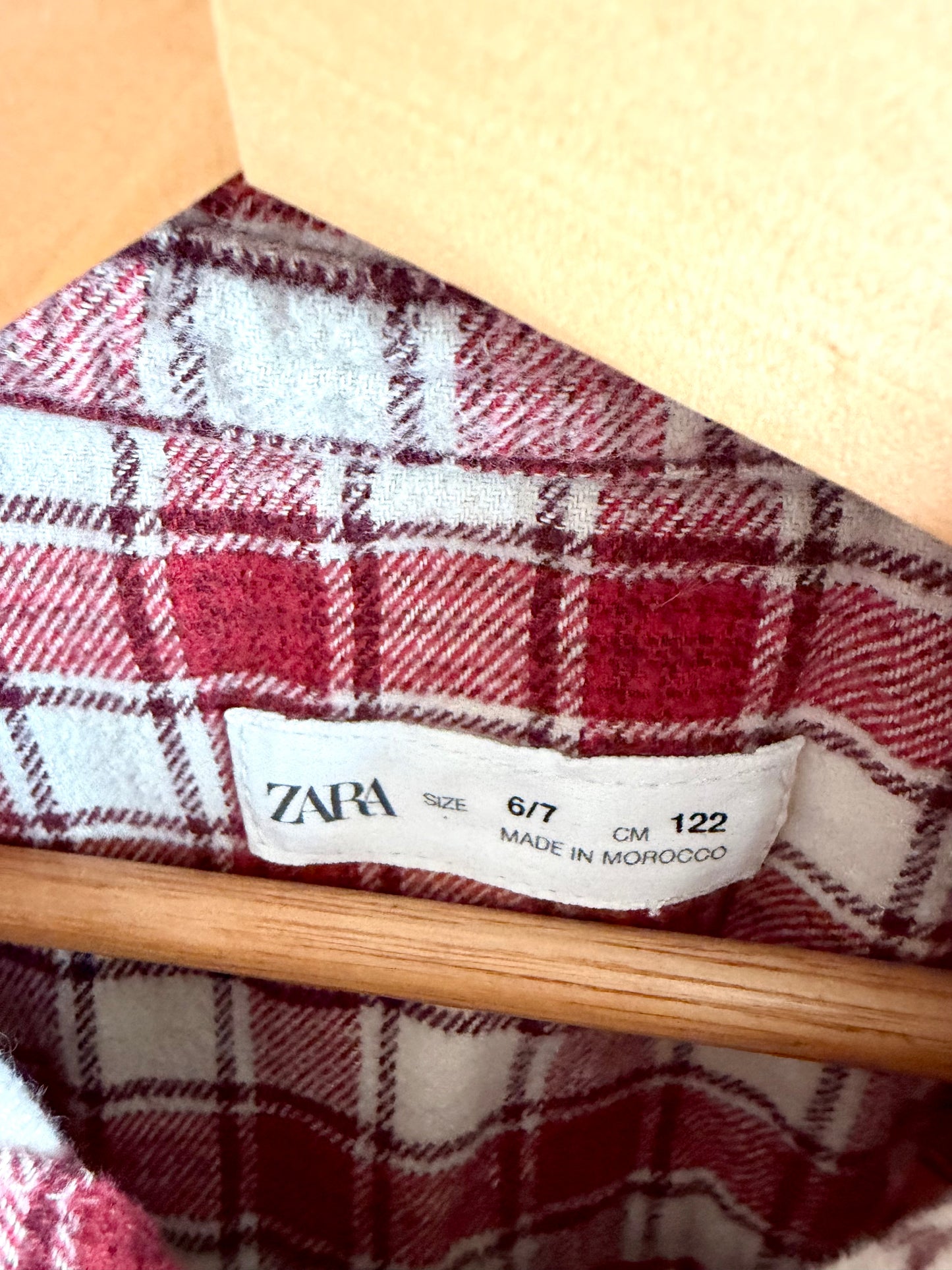 Red Checkered Plaid Cotton Top / 6-7 years