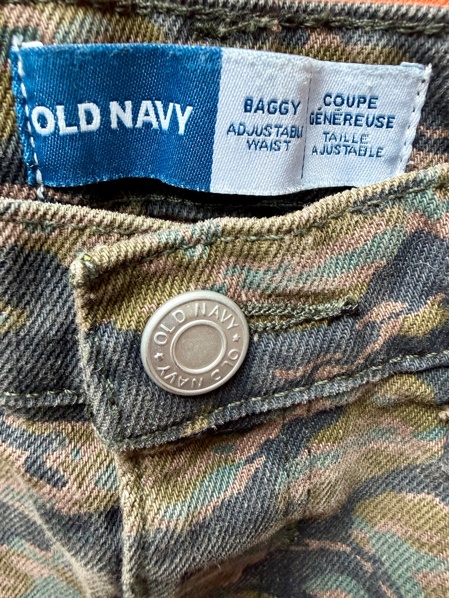 Camo Baggy Adjustable Waist Pants / 5 years
