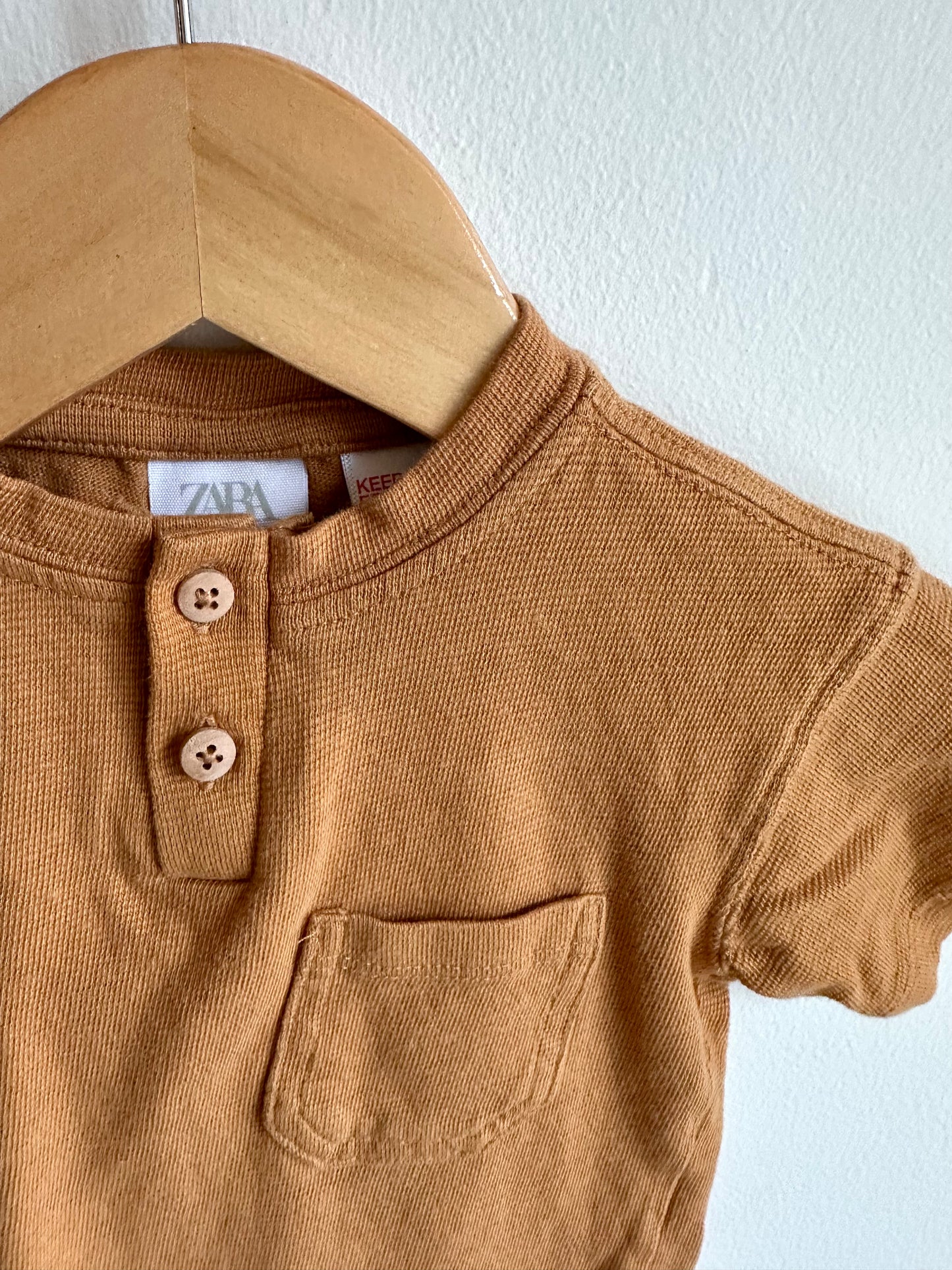 Zara Caramel Pocket Tee / 9-12m