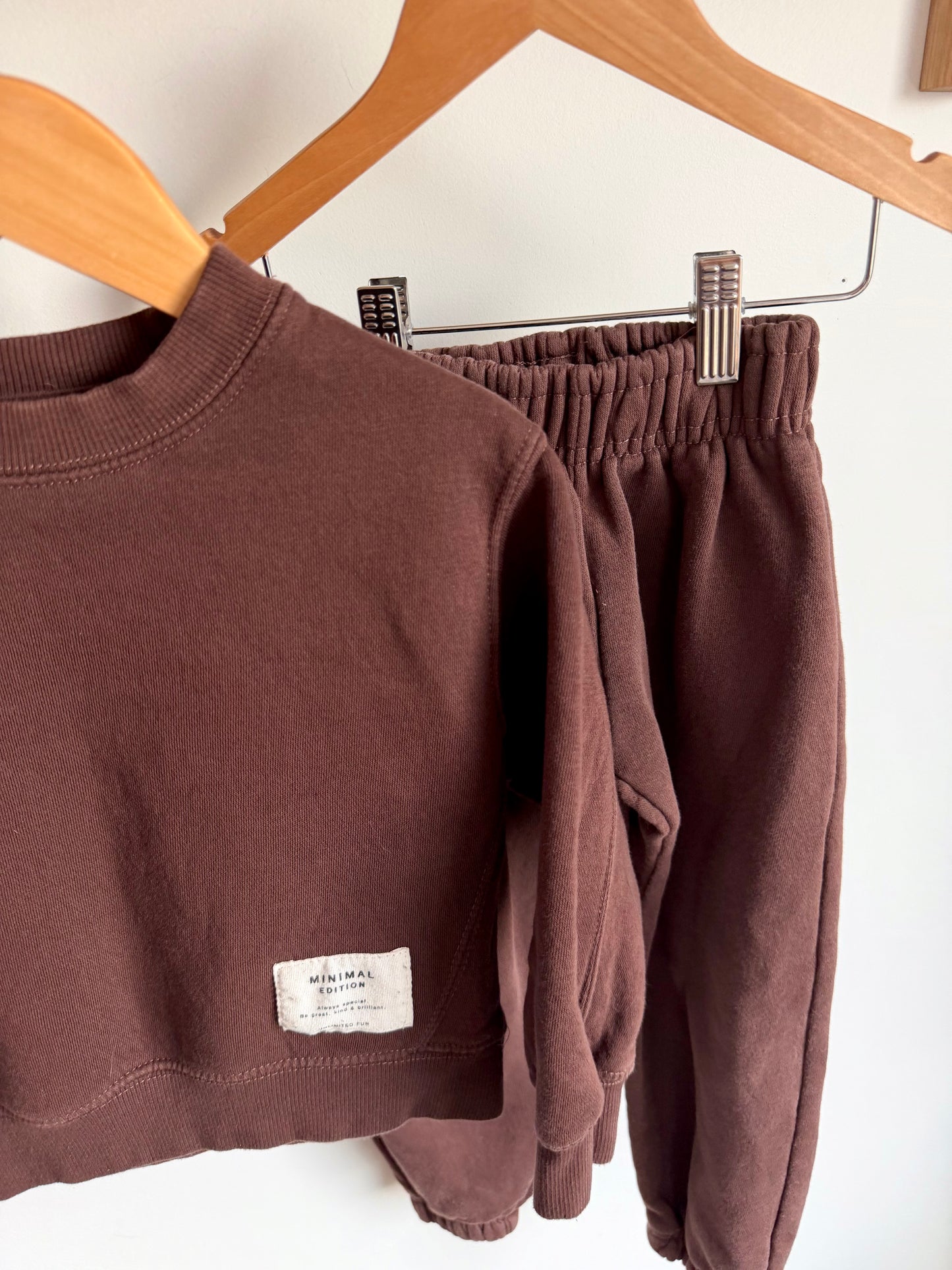 Zara Mocha Sweater + Sweatpants Set / 5-6 years
