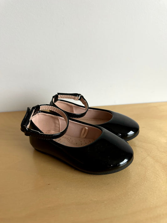 Shiny Black Ballet Flat with Ankle Strap / Size 9 Toddler