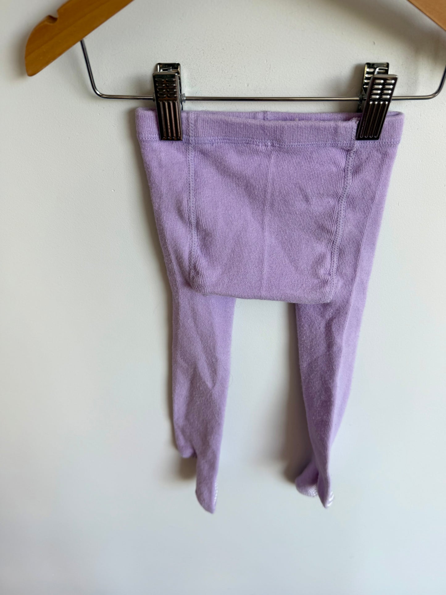 Lavender Grippy Footed Tights / 12-24m