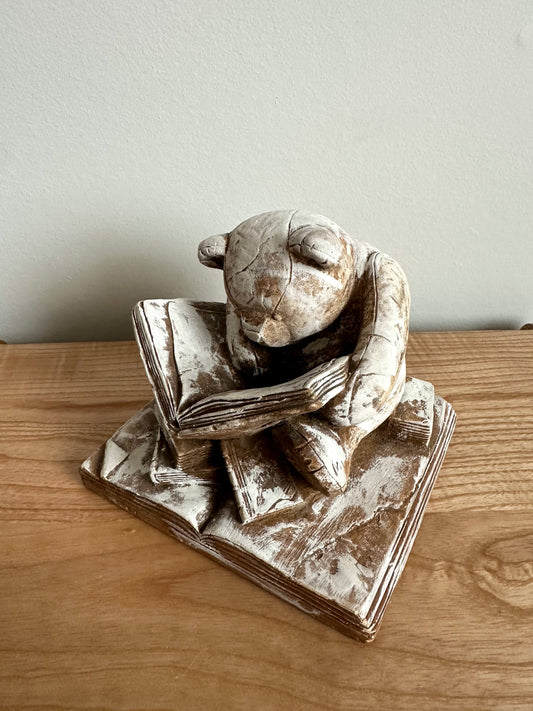 Bear Reading Book Stand (No Shipping)