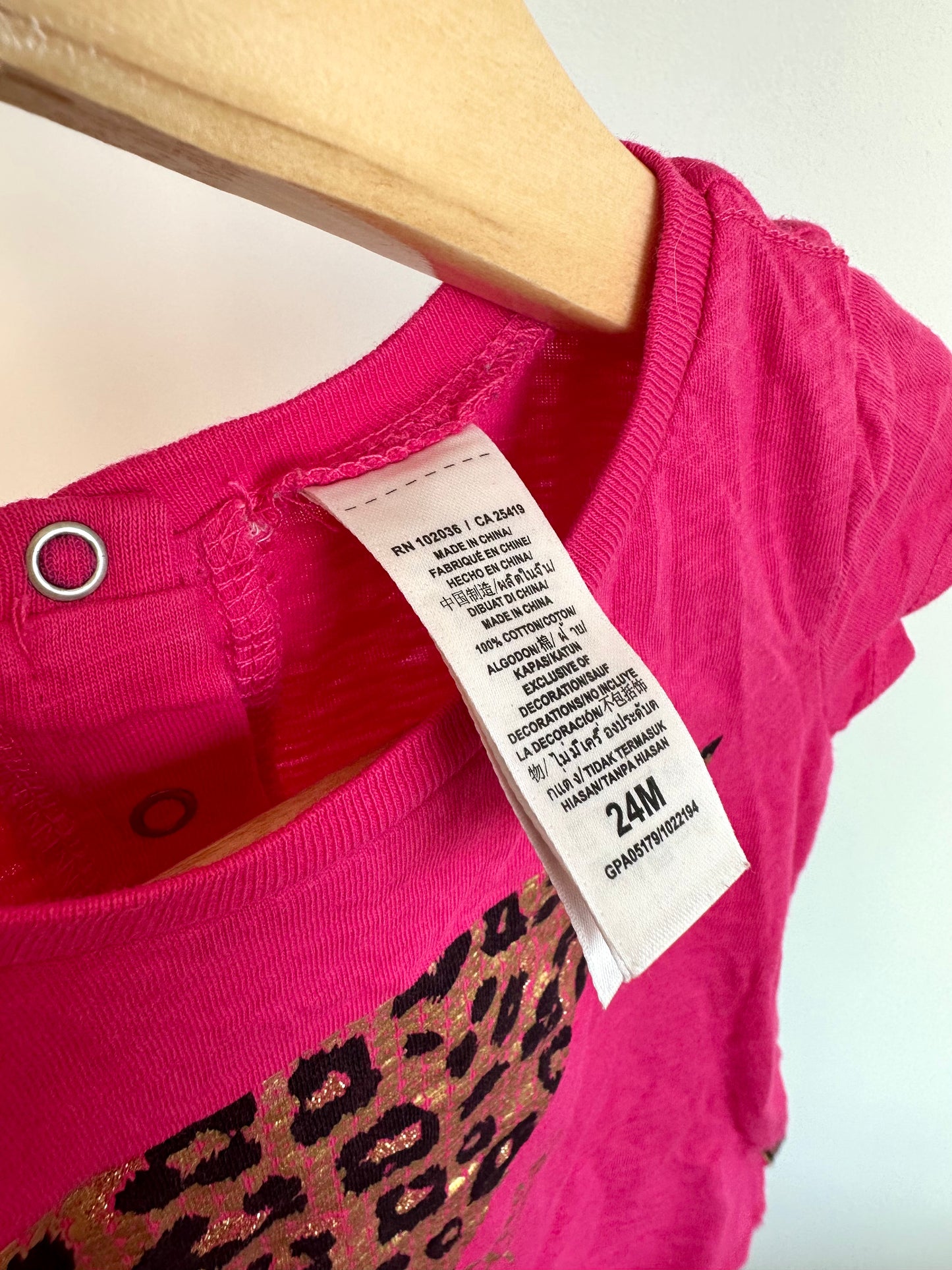 Guess Pink T-shirt / 24m