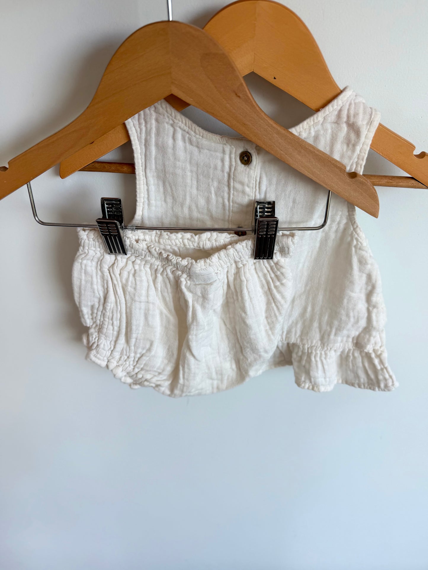 Cream Cotton Top + Bottoms Set (PLAY) / 12-18m