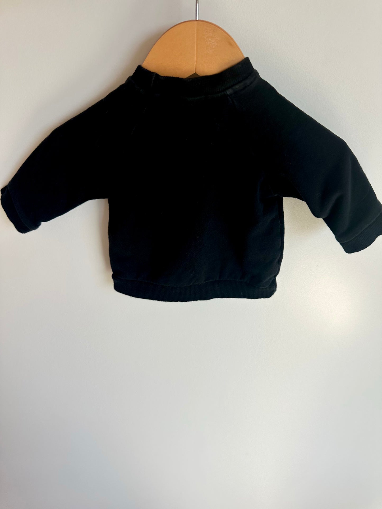 Miles Baby Black Crewneck / 3m