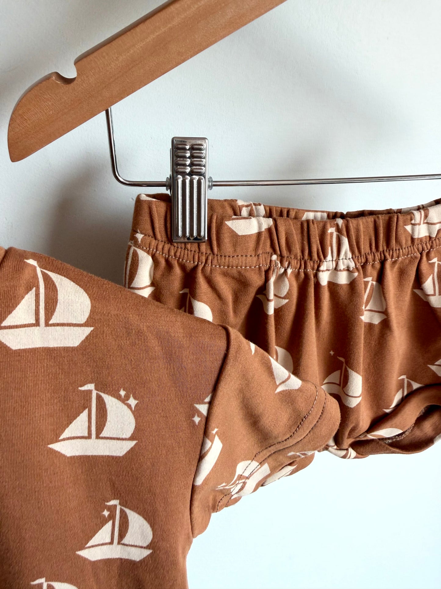 Teddy Little Sailboat T-Shirt + Shorties Set / 3T