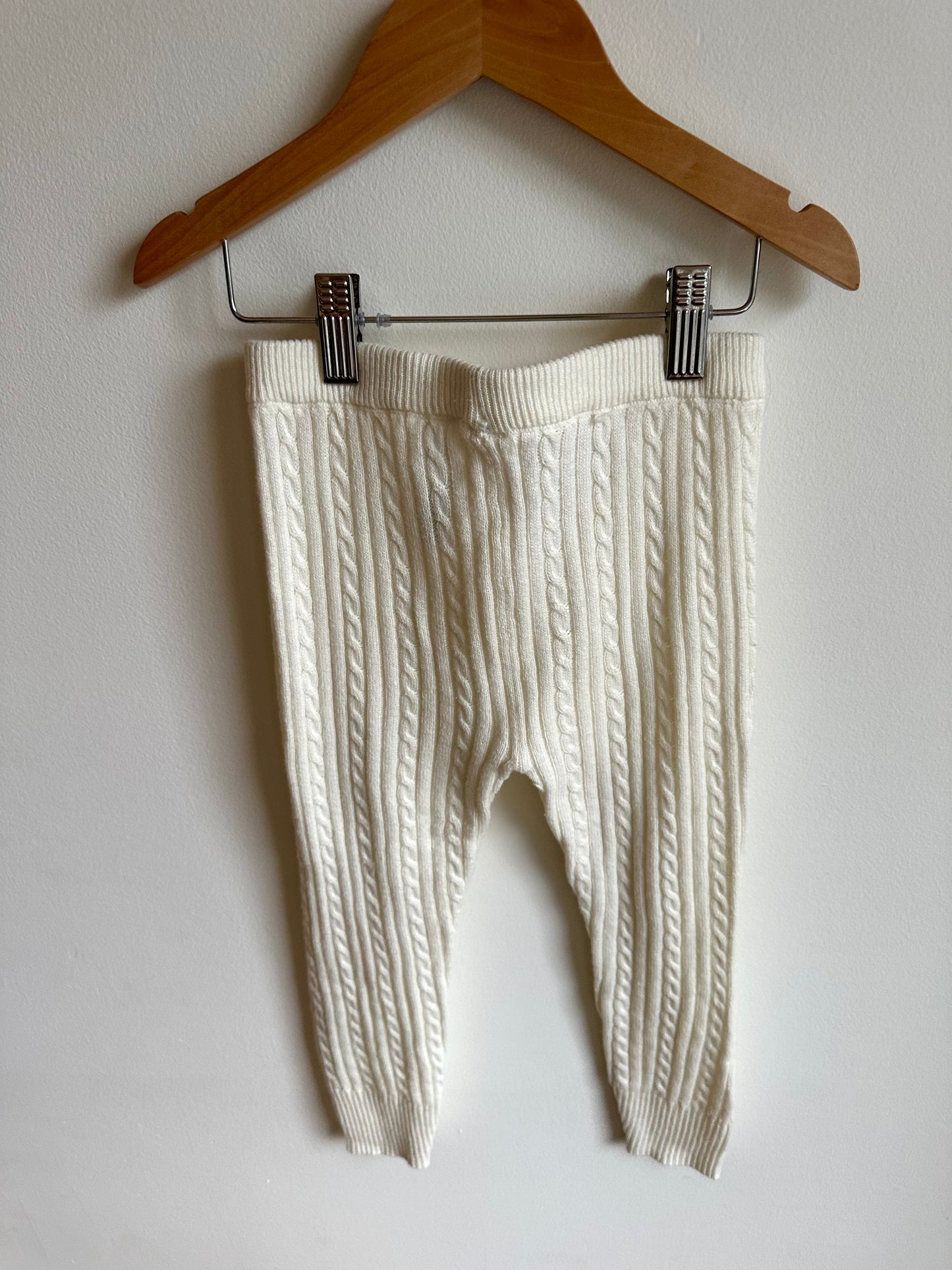 Cream Cable Knit Leggings / 4 years