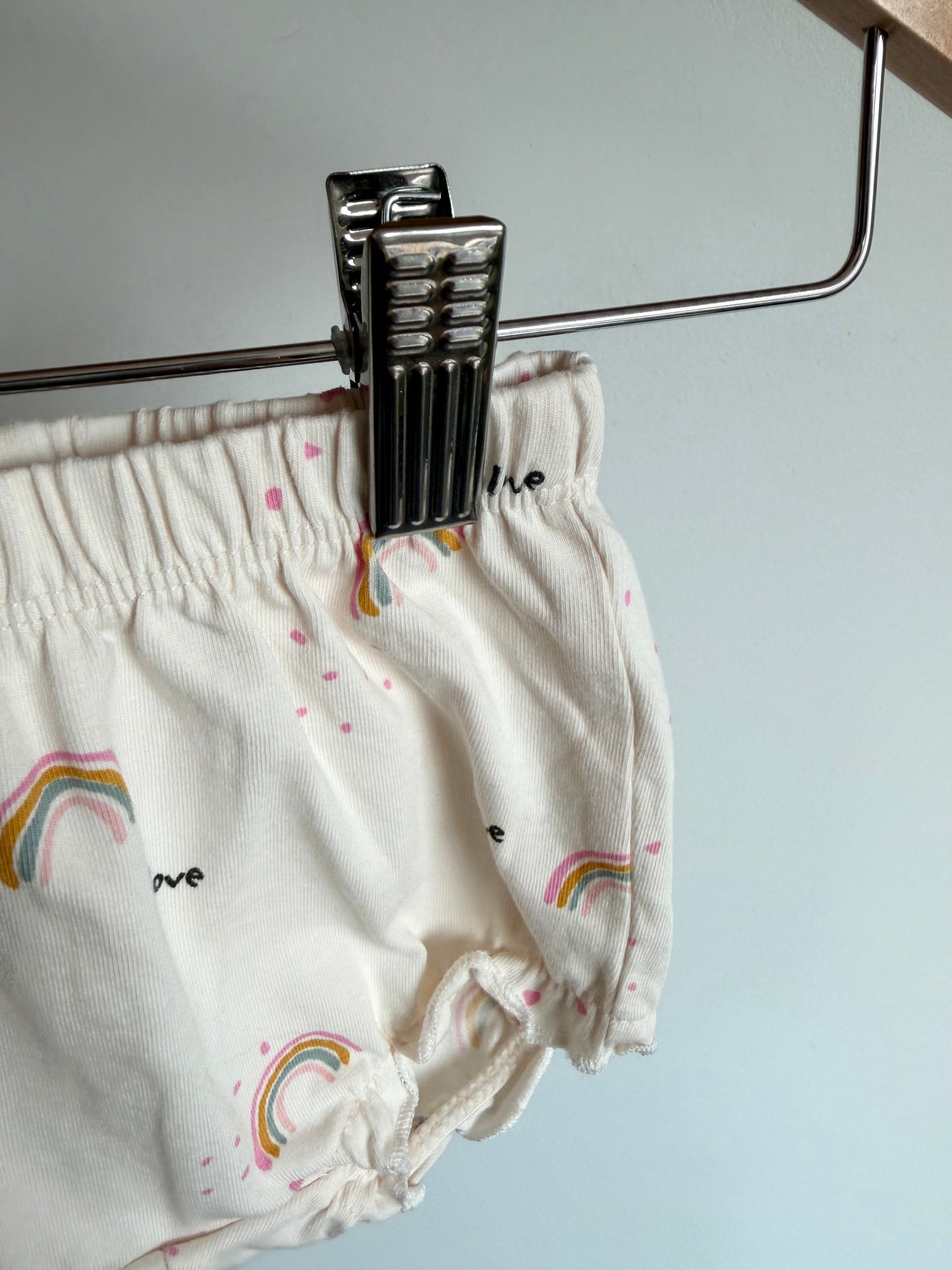 H&M Rainbow Love Bubble Shorts / 1-2m