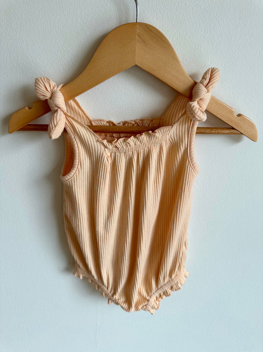 Ribbed Peach Bodysuit / 6-12m