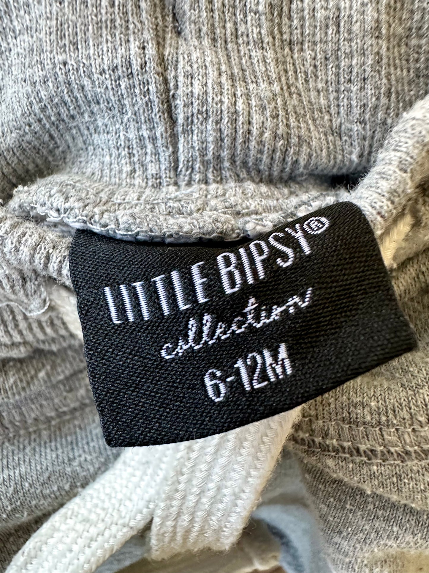 Grey Drawstring Shorts / 6-12m
