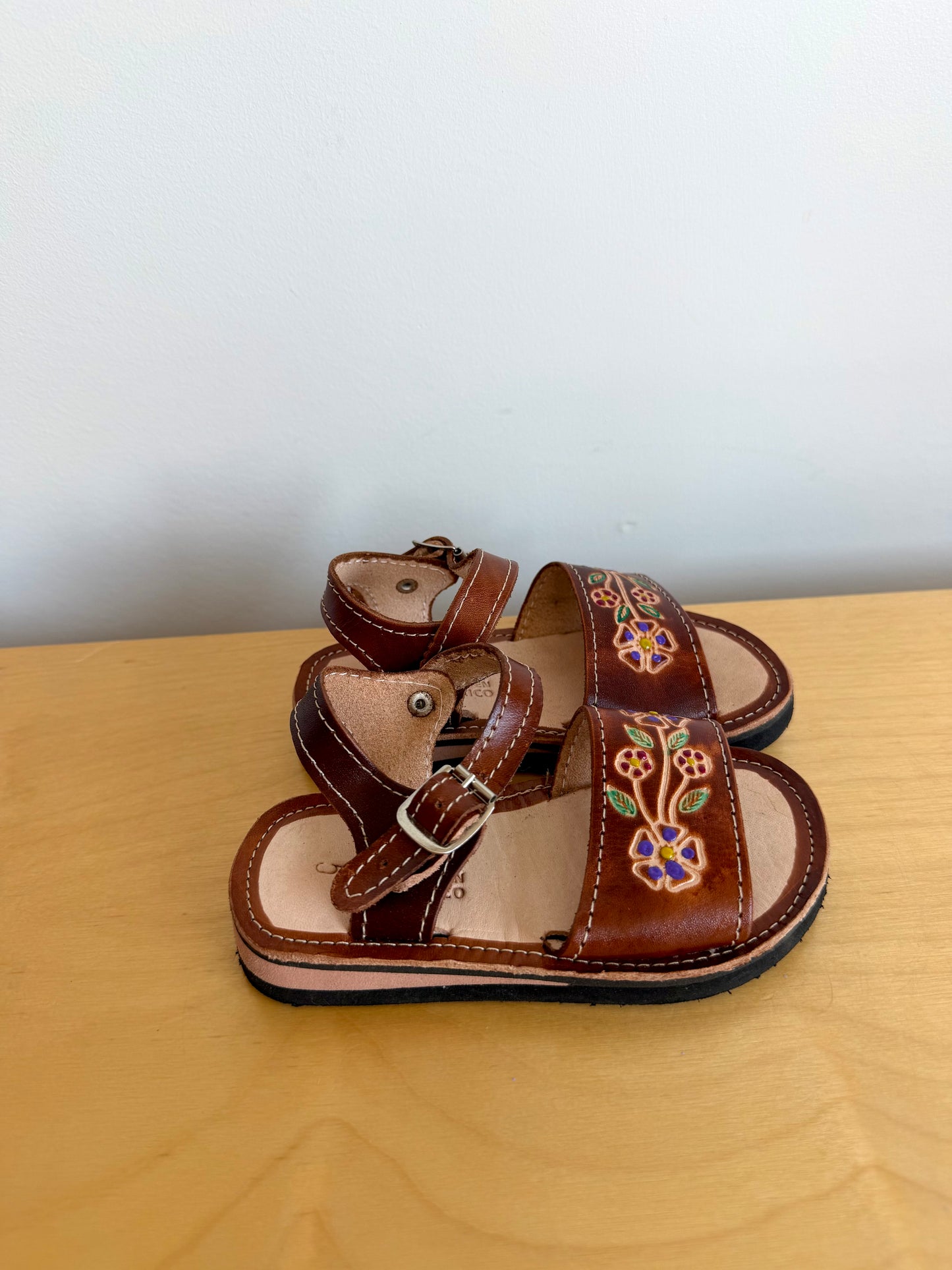 Made in Mexico Flower Sandals / Size 6 toddler