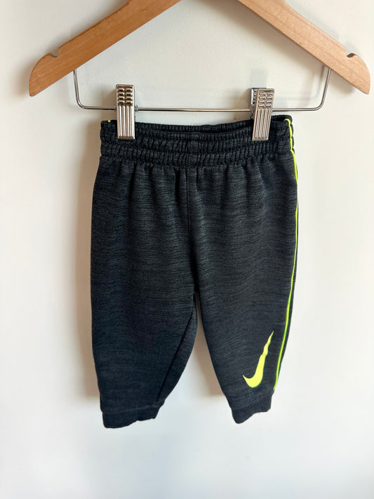 Nike Dri-Fit Joggers / 18m