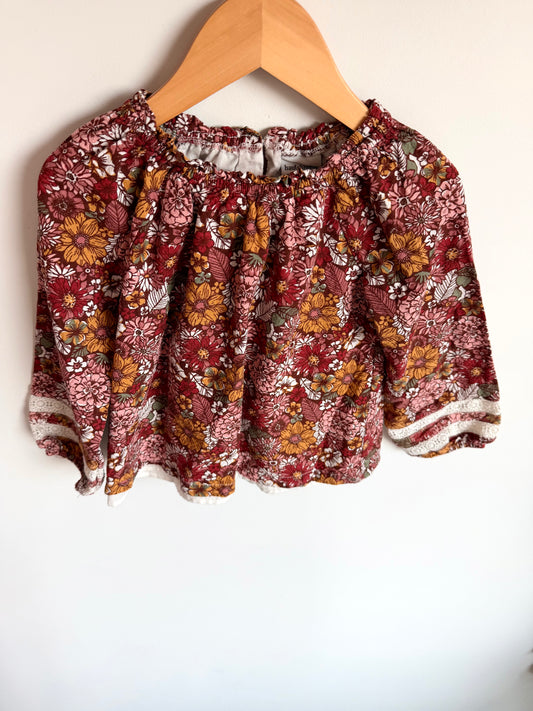 Lace Sleeve Detail Floral Top / 3-4T