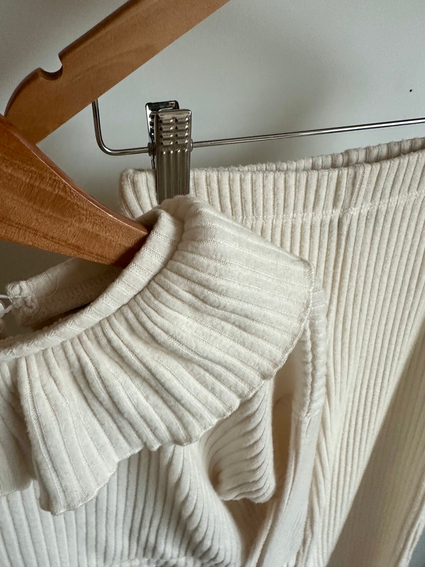 Cream Ribbed Top + Pants Set / 6 years