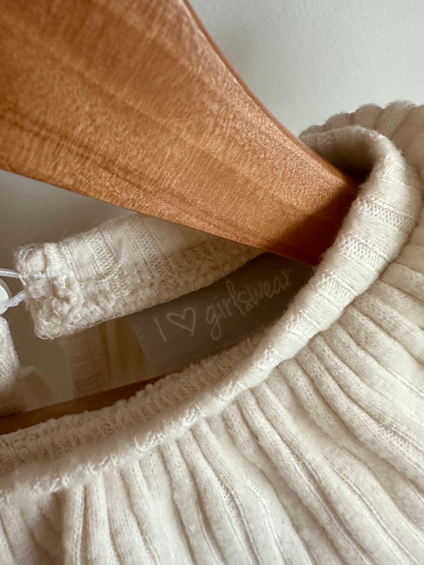 Cream Ribbed Top + Pants Set / 6 years