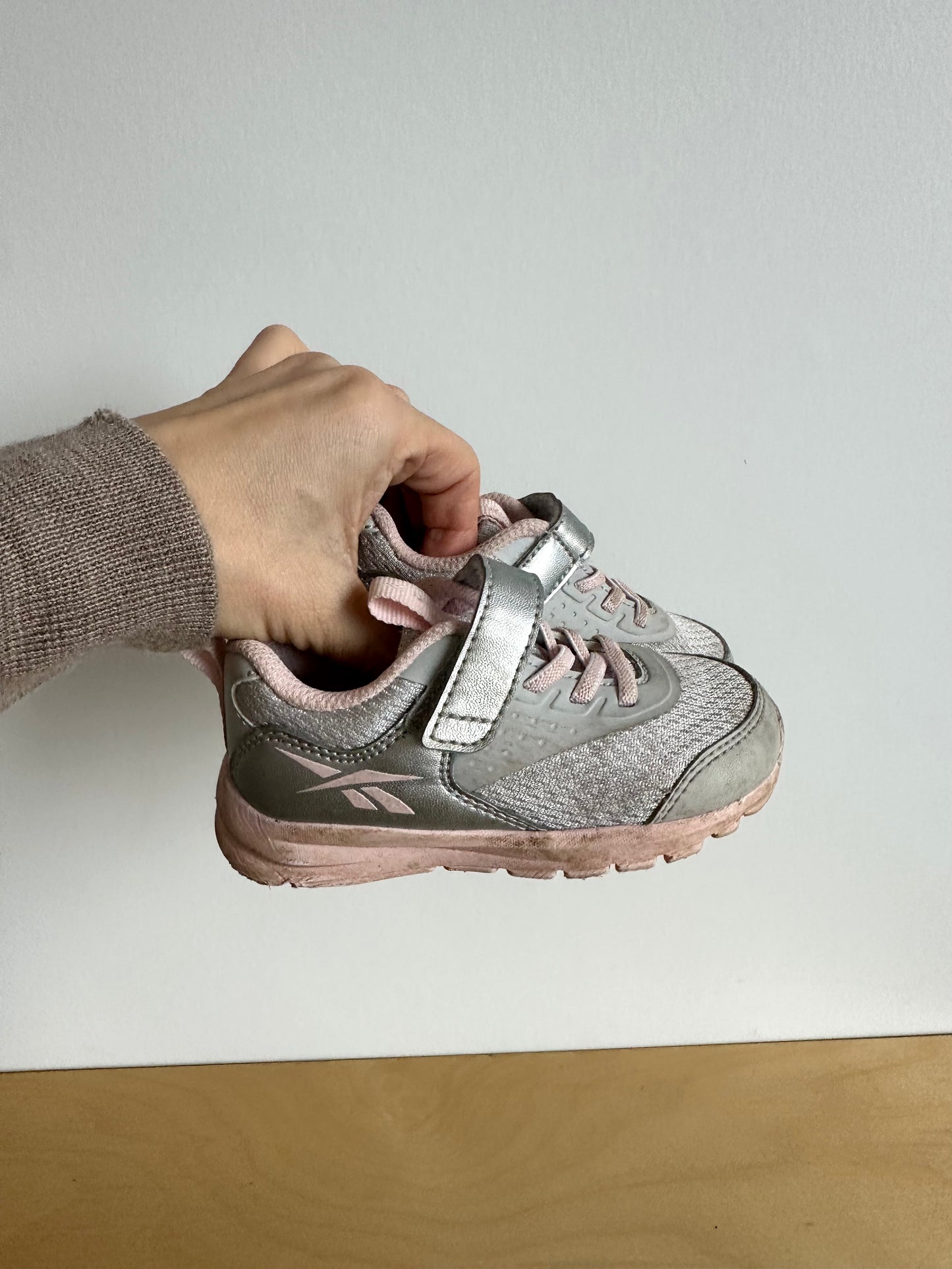 Grey and Pink Reebok Runners / Size 5 Toddler