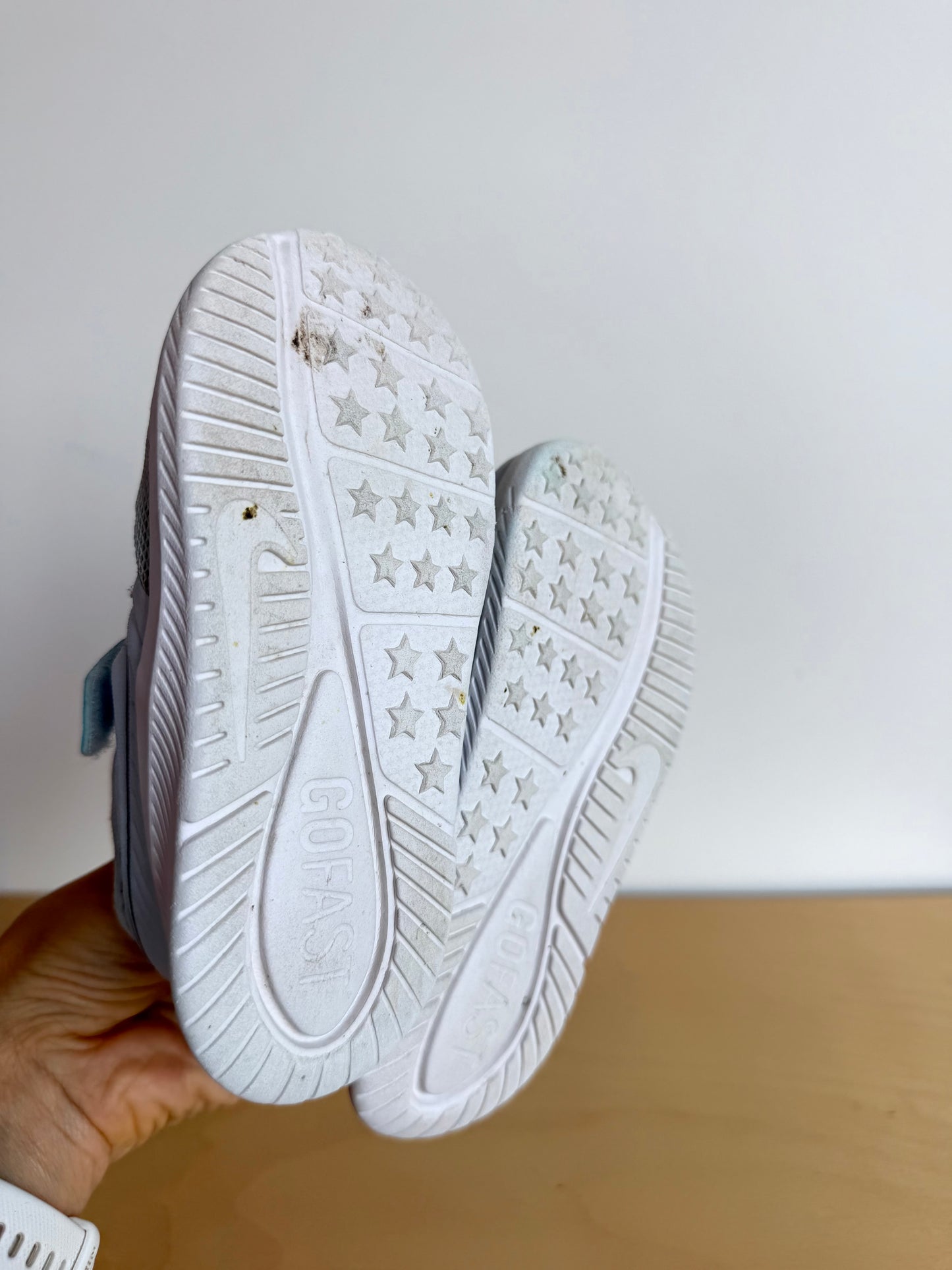 Nike Star Runner Shoes / Size 8 Toddler