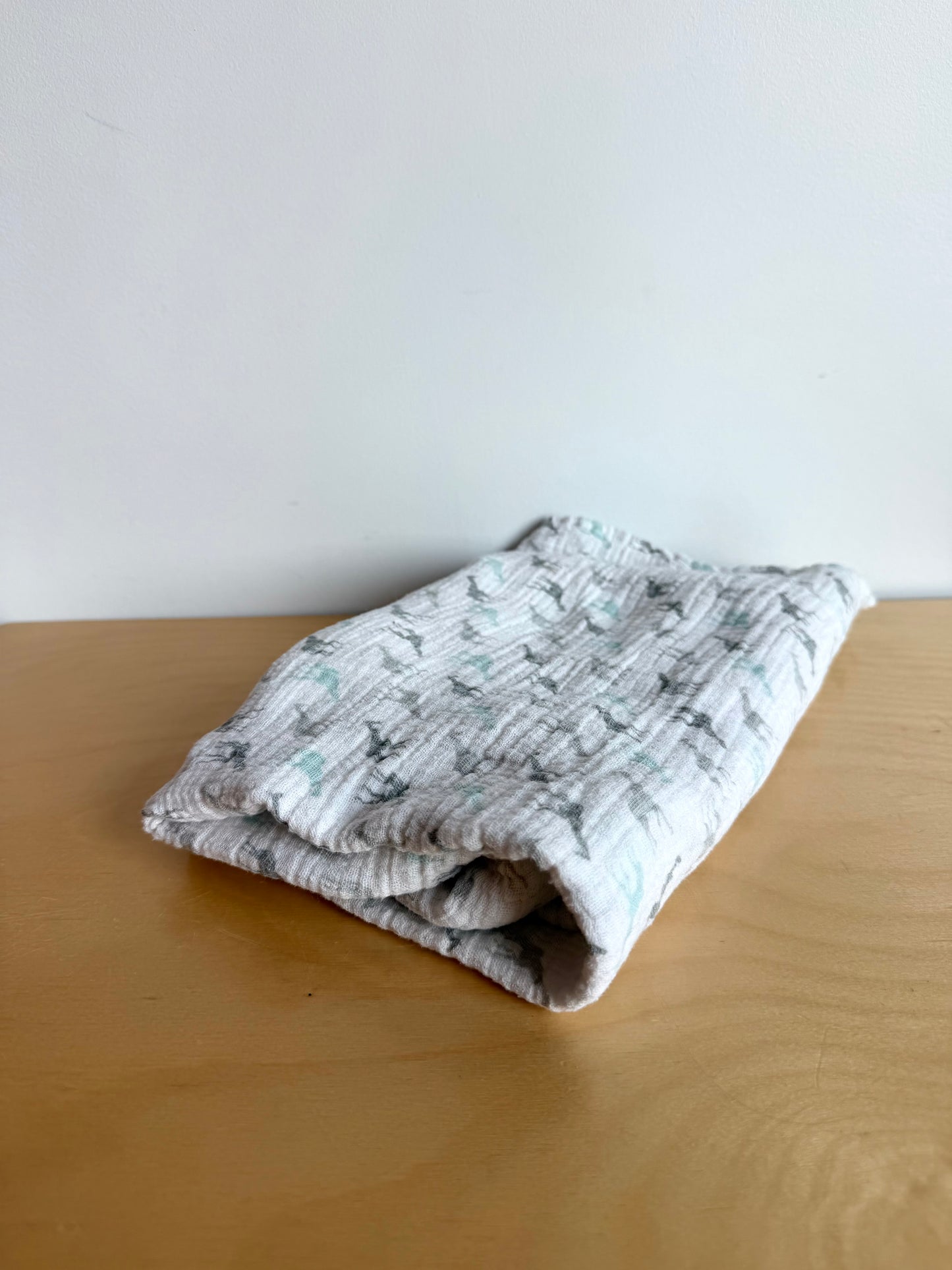 Giraffe Receiving Blanket (No Shipping)