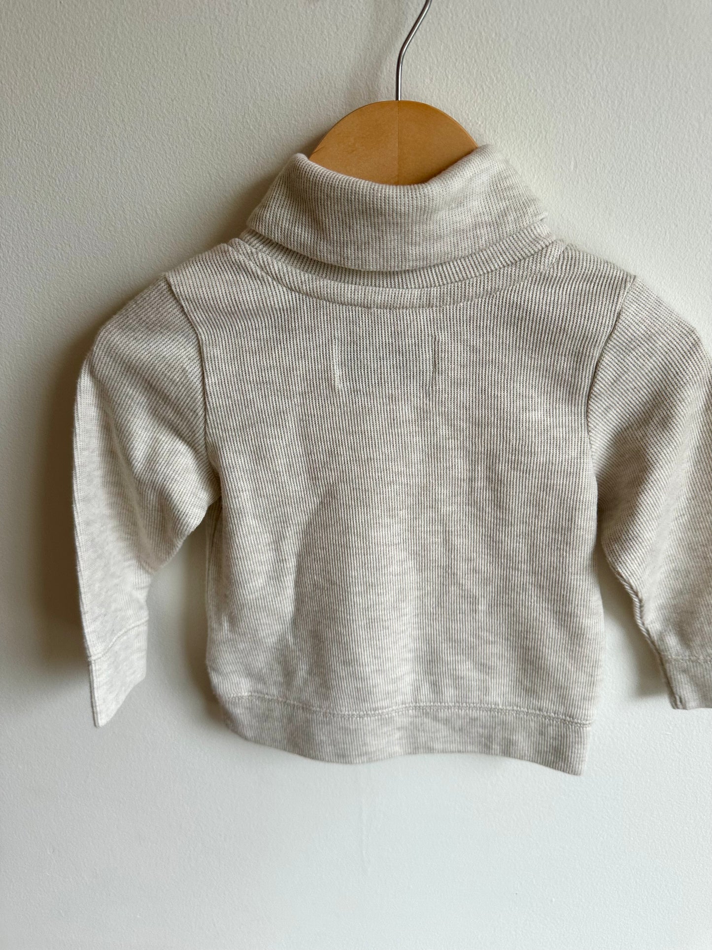 Soft Grey Sweater with Button / 18-24m